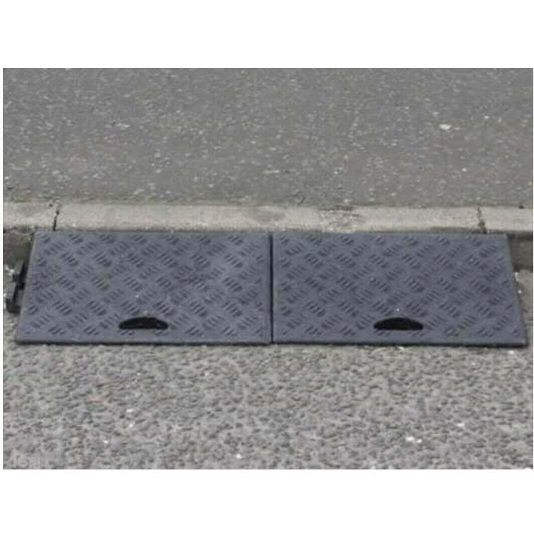 Kabir Ramp Kerb Ramp - Rubber Heavy Duty Ramps - In Stock | Wade – Wade Building ...